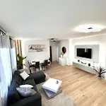 Via Milano Apartment